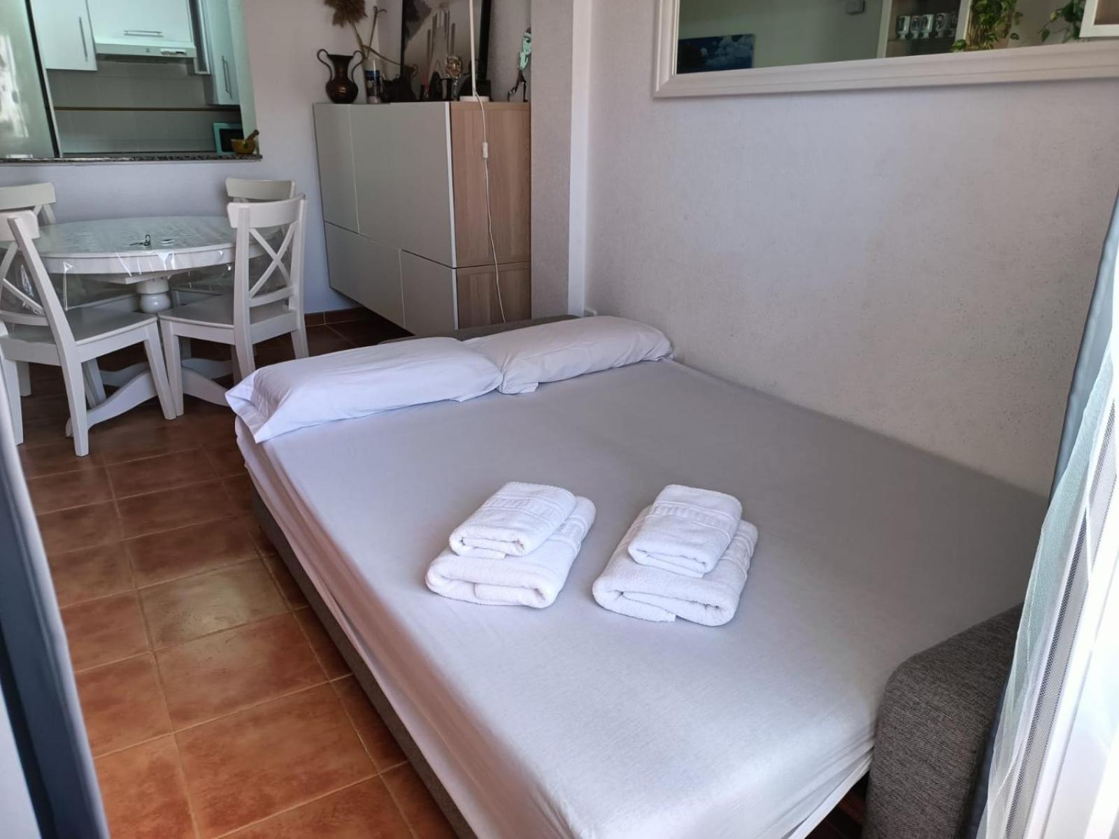 Precioso Apartamento Con Piscina Y Garage Паломарес Екстериор снимка