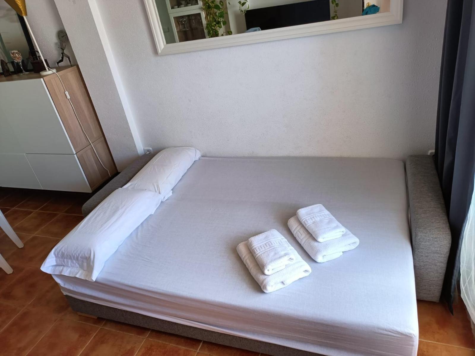 Precioso Apartamento Con Piscina Y Garage Паломарес Екстериор снимка