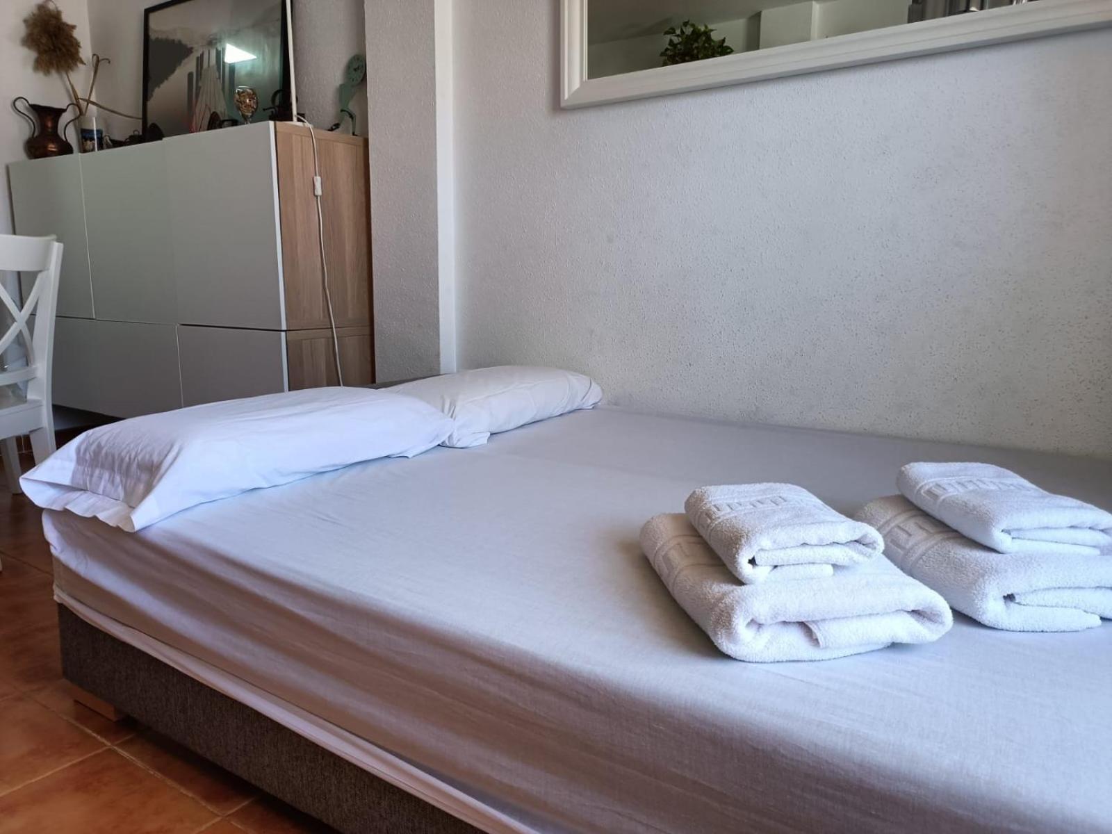 Precioso Apartamento Con Piscina Y Garage Паломарес Екстериор снимка